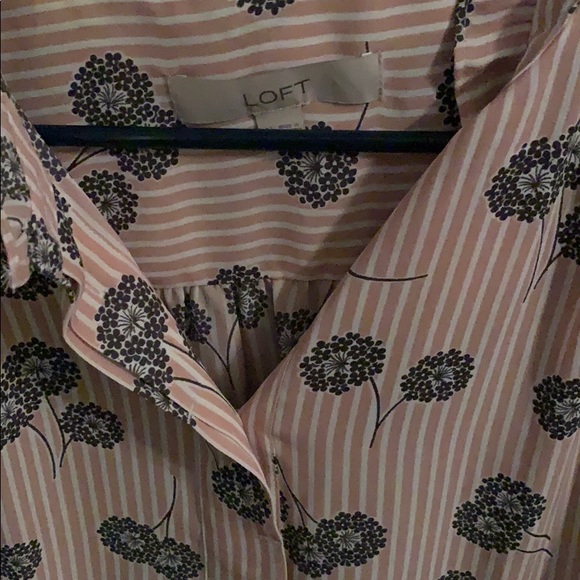 Loft sleeveless blouse - Picture 2 of 2